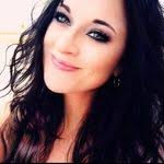 Mandi Patterson's Instagram, Twitter & Facebook