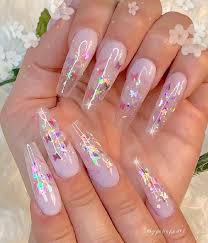These nails have two of my favorite things, lots of glitter and lots of bling! Encapsulated Butterfly Glitter Ombre Acrylic Nails Tutorial On Youtube Click To Visit Link Unas Postizas De Gel Unas De Gel Bonitas Manicura De Unas