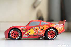 Dejó el carro y se fue, ¡este hiju%#@ (el carro) se puede incendiar!, yo también corro. Revision De Sphero Ultimate Lightning Mcqueen Un Juguete Muy Interesante Pero Noticias Gadgets Android Moviles Descargas De Aplicaciones