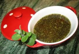 Sauce A La Menthe Comme En Grande Bretagne Sauce A La Menthe Menthe Recettes De Cuisine