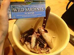 Pile three or four slices of avocado onto each. Recipes For Sardines Paleo Gluten Free Kristen S Raw Sardine Recipes Sardine Recipes Canned Recipes