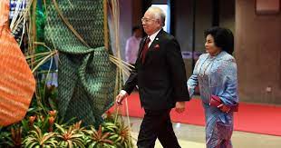 Oksana voevodina has married malaysia's muhammad v of kelantan, 49, in a lavish royal wedding ceremony in the russian capital after reportedly converting to islam earlier this year. Malaysia S First Lady Under The Scanner For Jewels Worth Nearly 30 Million Bought Illegally