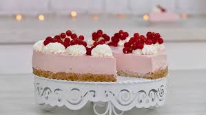 Maybe you would like to learn more about one of these? Nicoles Zuckerwerk Johannisbeer Joghurt Torte 2