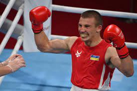 Український боксер олександр хижняк здобув срібну медаль олімпійських ігор 2020, програвши в фіналі нокаутом бразильцю геберту соузі. 4q2tmwevyf 9bm