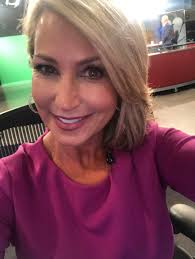 Had to do a quick wardrobe change this morning! Thank you KHQ Stephanie  Vigil for letting me bust into your Khq closet (BTW I borrowed your  clothes) 😂 #matchingissues #blackbluewhatever KHQ Sam