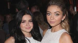 Sarah Hyland Slams Plastic Surgery Rumors Confirms Her Modern Family Character Is Bisexual In Twitter Rant Entertainment Tonight