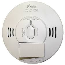 How we test smoke and carbon monoxide detectors. Kidde 10031 Battery Operated Combo Smoke And Carbon Monoxide Alarm Detector