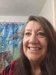 Hi, I'm Paula. I have been making cards for about 20 years, and I like  exploring different techniques for decorating. I am interested in sharing  what I have learned, and learning from