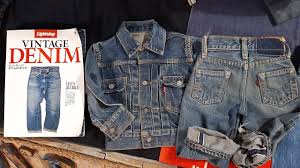 Dussault apparel's trashed denim dijual pada harga. 1954 S Levi S For Kid S Seluar Dan Jaket Budak Termahal Di Dunia Levis Vintage Clothing Youtube