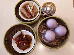 Tekstur tofu yang lembut dengan paduan saus yang gurih makin enak dengan tambahan seafood sesuai dengan namanya 'sapo' sajian tahu ini biasanya memakai mangkuk claypot atau tembikar. Imperial Kitchen Dimsum Tangerang Jl Bsd Raya Utama Menu Prices Restaurant Reviews Tripadvisor