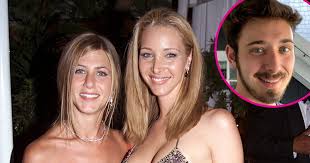 15 little known facts about lisa kudrow's son, julian murray stern as hard as it is to believe, he's not a fan of friends. Lisa Kudrow S Explains Why Son Thought Jennifer Aniston Was His Mom