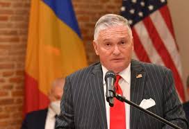 Adrian zuckerman, care este născut în românia, este din 17 decembrie 2019 ambasadorul sua în țara noastră. Ambasadorul Sua Adrian Zuckerman Romania Nu Are U