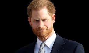 The queen's birthday is actually on 21 april (1926) but it is celebrated on various dates across the commonwealth to fit with each country's spread of public holidays. D4g0lbul41 C5m
