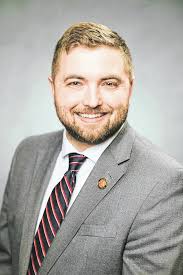 6 seeking 3 seats in Powell