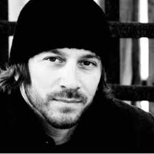 Stream Gabriel Petersen music