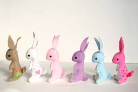 It would be so kind of any of you to share this wonderful pattern please ^_^. Printable Floppy Eared Bunny Sewing Pattern