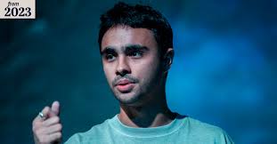 Heartbreak High actor Thomas Weatherall shines in playwriting debut