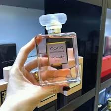 Jun 10, 2021 · كشف شاهد عن الإعلان الرسمي لمسرحية كوكو شانيل لشريهان الذي تعود من خلالها إلى الساحة الفنية بعد غياب من رعاية هيئة الترفيه و mbc. Coco Chanel ÙƒÙˆÙƒÙˆ Ø´Ø§Ù†ÙŠÙ„ Ù‡Ùˆ Ø¹Ø·Ø± Original Perfume Facebook