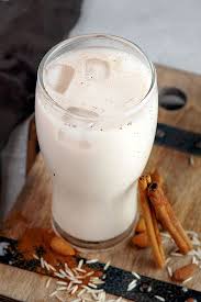 Pin On Drinks Smoothies Ayudan a combatir el calor y reposan el paladar después del típico platillo picante mexicano. pinterest