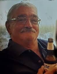 Amber Eads's Instagram, Twitter & Facebook