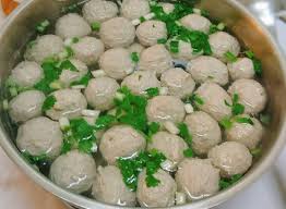 Bisa diisi dengan telur puyuh, telur ayam. Inilah Cara Membuat Resep Bakso Udang Kenyal Enak Dan Simple Dibuat