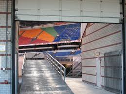 Deze parkeergarage is tijdens evenementen en voetbalwedstrijden geopend. Afc Ajax Amsterdam Arena Protec Industrial Doors B V Advanced Special Door Engineering