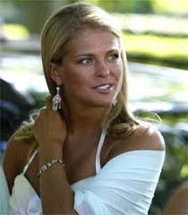 Princess Madeleine, Current Events Part 1: November 2002