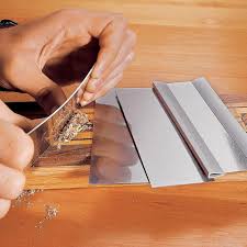 These cabinet scrapers have been specially designed and shaped for just that task. Veritas 4 Piece Super Hard Milled Scraper Set Axminster Tools