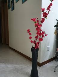 Pink flowers are a beautiful option for a variety of occasions — browse our collection of pink flowers ranging from baby pink blooms to hot fuschia florals. Pink Artificial Flowers In A Black Vase Gardening Flowers Bouquets On Carousell