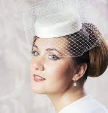 Vintage Bridal Hairstyles With Veil Pillbox Hat 53 Ideas Vintage Bridal Hair Bridal Hair Veil Hat Hairstyles