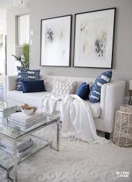 Elegant Living Room Decorating Tips For Summer Setting Apartment Decorating Beach House Style In 2020 Living Room Decor Wall Decor Living Room Elegant Living Room