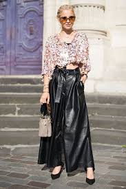 pantaloni larghi gli outfit inverno 2019 piu cool per indossarli sempre al top leder