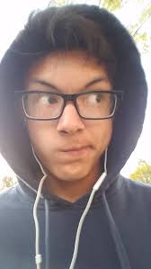 Does the fact that most girls are not mainly attracted to looks, apply in  high school?