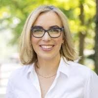 12400+ "Leslie -swann" profiles