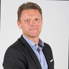 I'm a proud father today as my youngest daughter graduates from the  University with an AK degree in Multimedia Design, achieving an outstanding  average grade of 11.4, where 12 is the highest… |