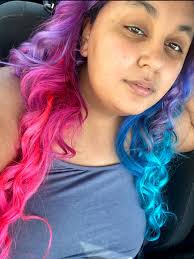 I need to see my girl over at @shear.fun.with.lauren.elyse asap to do my  hair again. 😭 these over grown roots and no color simply won't do. ❤️  #PulpRiot #FashionColors