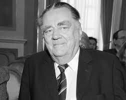 W czwartek późnym wieczorem zmarł jan olszewski. Nie Zyje Byly Premier Jan Olszewski Mial 88 Lat Viva Pl
