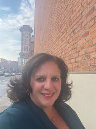 I get so motivated when I hear success stories, and the stories shared this  morning at DBusiness Magazine Powered by Women Breakfast at the Gem Theatre  in Detroit were truly inspiring. Congratulations