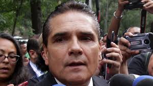 Silvano aureoles afirmó que alfredo ramírez bedolla representará otra vez al crimen organizado en el gobierno de michoacán, porque ellos lo pusieron. Silvano Aureoles Se Somete A Cirugia De Columna El Informador