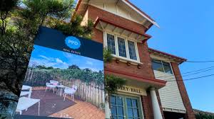 Why falling house prices do less to improve affordability. More Than One In Seven Sydney Home Owners Dropping Price Expectations In Bid To Sell Data Shows