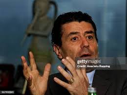 41 Fox Family Worldwide Stock Photos, High-Res Pictures, and Images