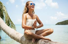 How To Even Out A Fake Tan Fix Self Tanner Streaks Be Bronze Studio