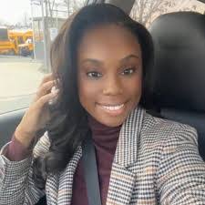 Brittney Menefee's Instagram, Twitter & Facebook