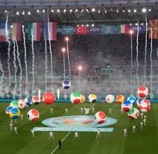 Portugal darf jedoch ein jahr länger regieren, da die em 2020 aufgrund des. Fussball Em 2021 Bescheidene Eroffnungsfeier In Rom Welt