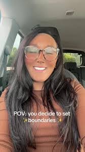 Ashley Marra's Instagram, Twitter & Facebook