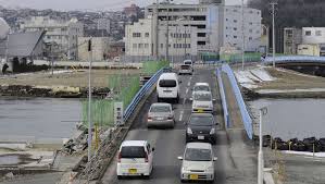 Read about the earthquake and tsuanmi that hit japan in march 2011 and find statistics about other earthquakes and tsunamis. Bbc News Japan Quake Images Of Then And Now