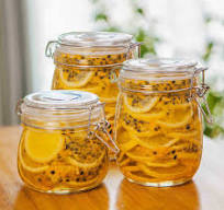 Wholesale Food grade sealed glass jars storage jars pickle jars tea honey  empty grains and cereals