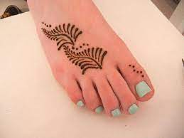 Top 10 Great Temporary Henna Tattoos Foot Henna Henna Tattoo Designs Beginner Henna Designs