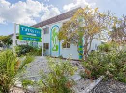 Why stay in a pricey hotel when we can find you a roomy. The 10 Best Vacation Rentals In St Pete Beach Usa Booking Com