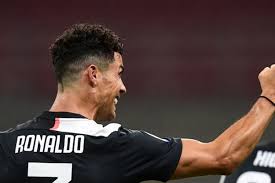 Di liga italia, pada pekan ini zlatan ibrahimovic dipastikan gagal menambah koleksi golnya. Dua Gol Lagi Cristiano Ronaldo Bisa Puncaki Top Skor Liga Italia